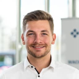 Alessandro Büker